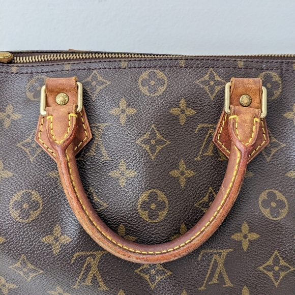 Authentic 1999 Vintage Louis Vuitton Speedy 30 Handbag - Picture 13 of 16